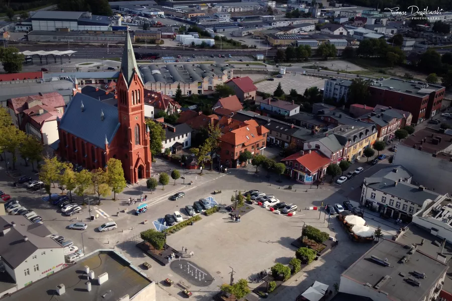 Rynek z poewangelickim kościołem św. Kazimierza